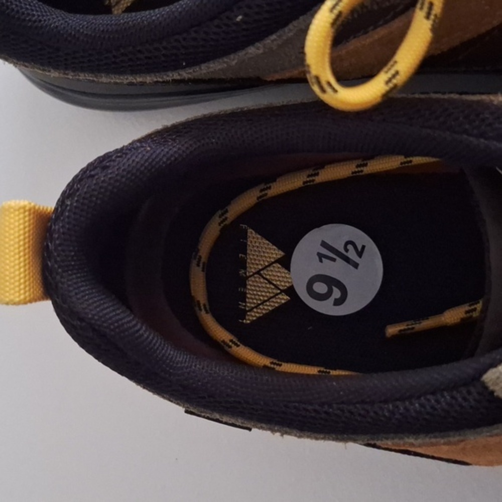 Element sneakers sued, rubber sole, with pull strip in the back NEW!!! - Picture 7 of 7
